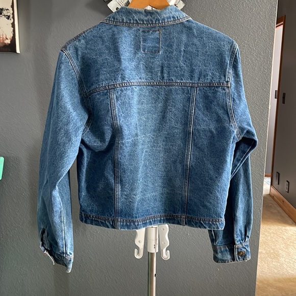 Women’s Jean Jacket - Picture 2 of 3